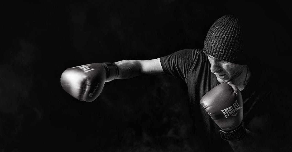 Rabastens : l\'ascension d\'éliona, étoile montante de la boxe thaï